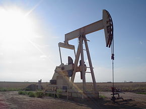 290px-oil_well